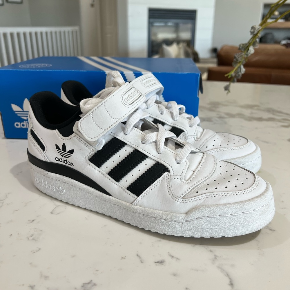 Women’s Adidas Originals Forum Low